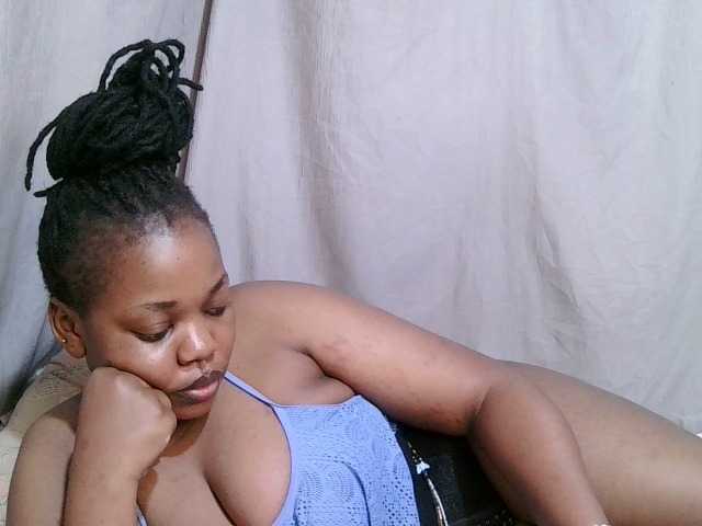 just-nana Live Cam on BongaCams