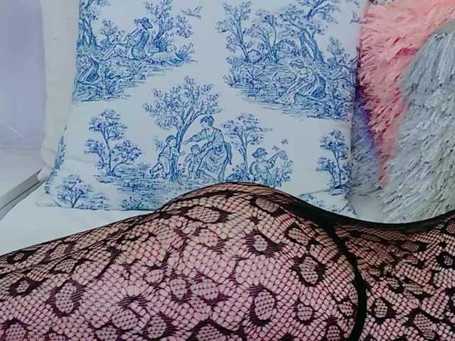 miadunoff's BongaCams show and profile