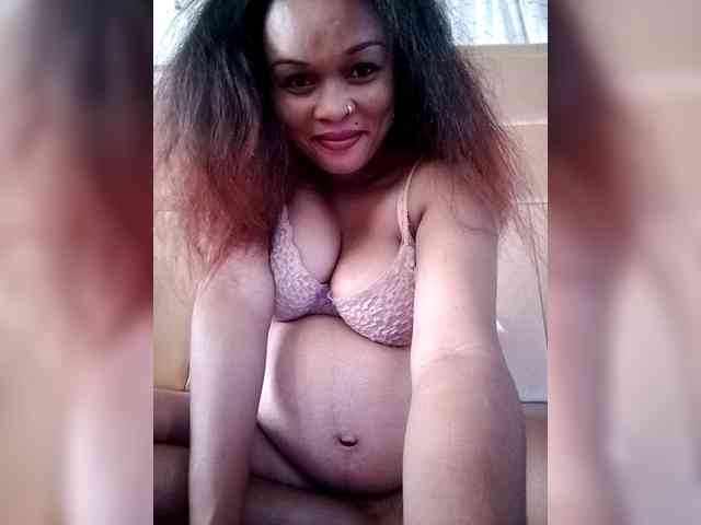 Beauteafricainex24 webcam