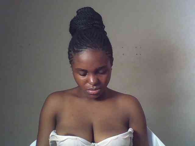 LilBubbly Live Webcam on BongaCams