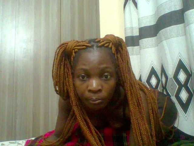 le modèle brianna254 est en webcam porno dans un show sur le site bongacams, il possède les tags suivants: Ebony,Brunette,Hairy