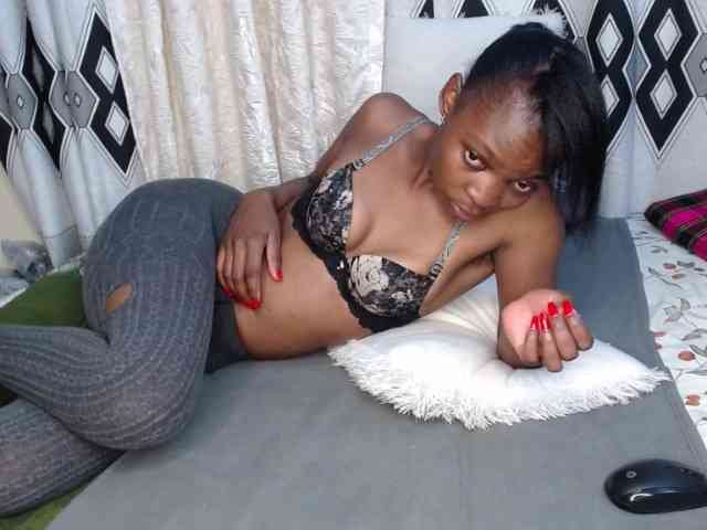 brianna254 Live Webcam on BongaCams