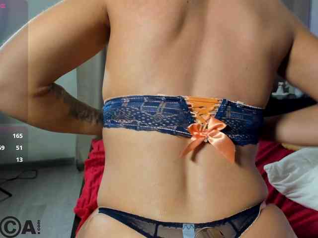 Stasy-Traiin webcam