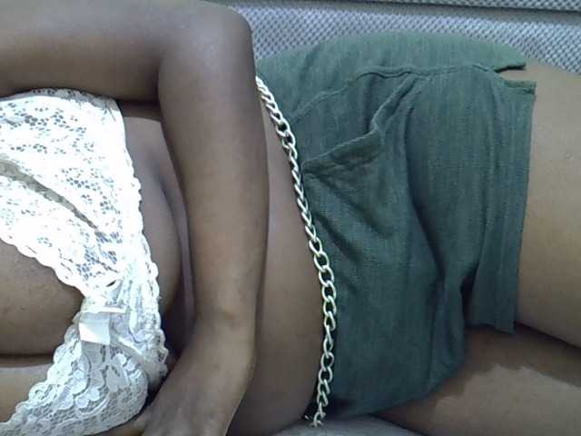 Pinky4's BongaCams show and profile