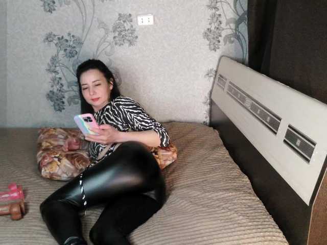 AlisaSet's BongaCams show and profile