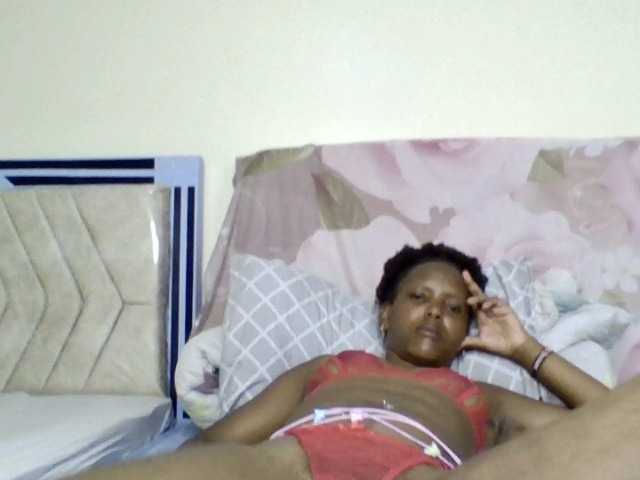 Bunnydiva-'s BongaCams show and profile