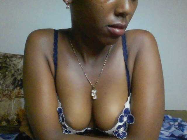 Bunnydiva- live cam profile