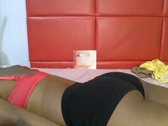 Try sweet stripper Faozia and her bare naked shape Faozia from BongaCams