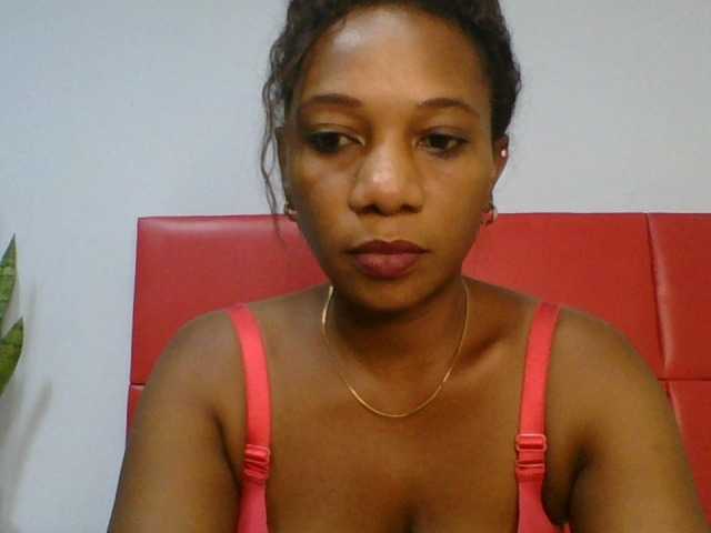 Try sweet stripper Faozia and her bare naked shape Faozia from BongaCams