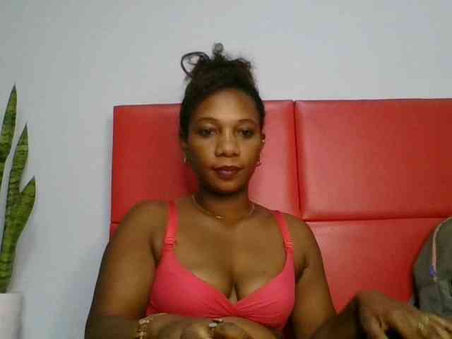 Faozia webcam