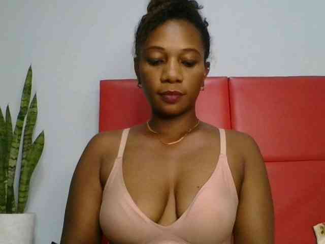 Faozia webcam