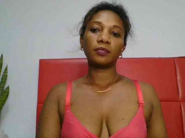 Faozia webcam