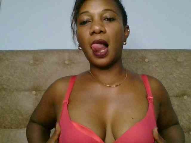 Faozia webcam