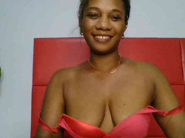 Faozia webcam