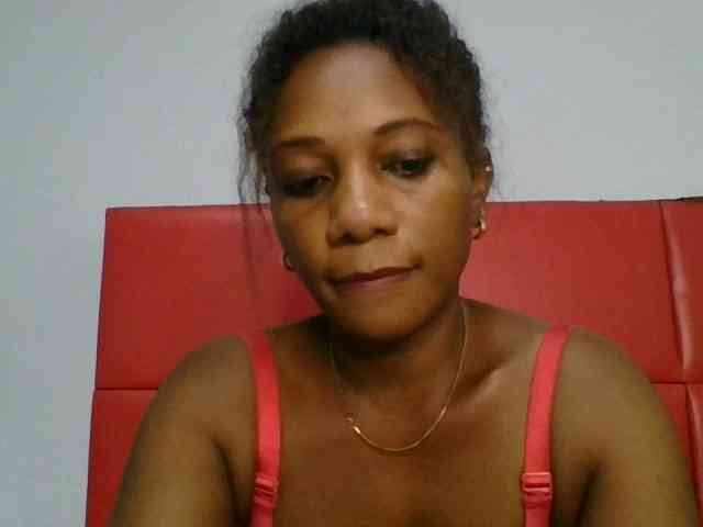 Faozia webcam