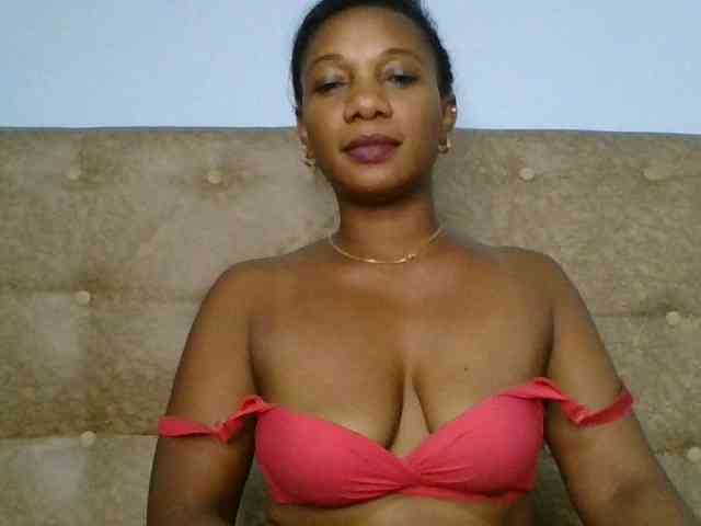 Faozia webcam