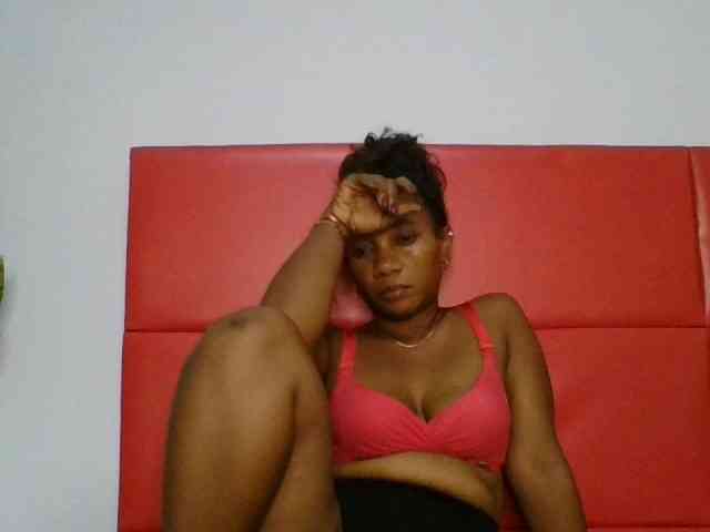 Faozia webcam