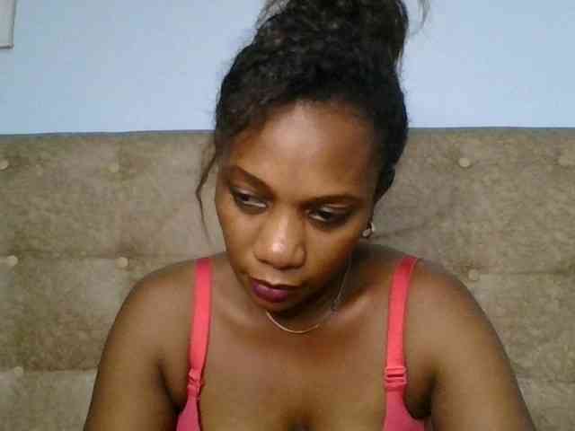 Faozia webcam