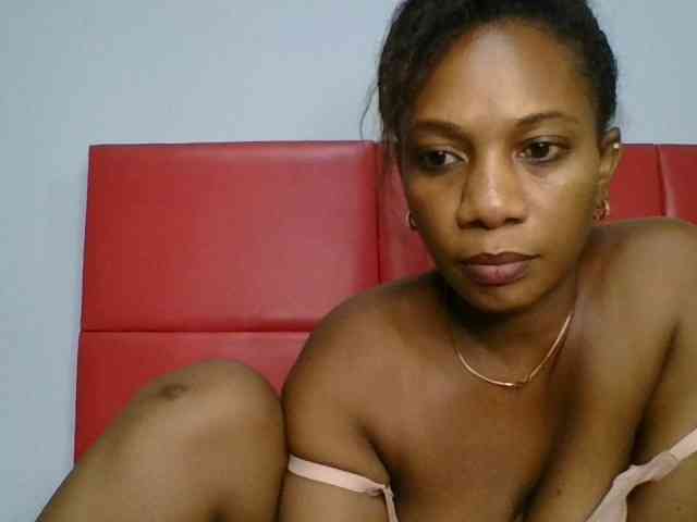 Faozia webcam