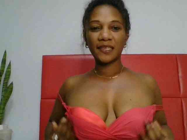 Faozia webcam