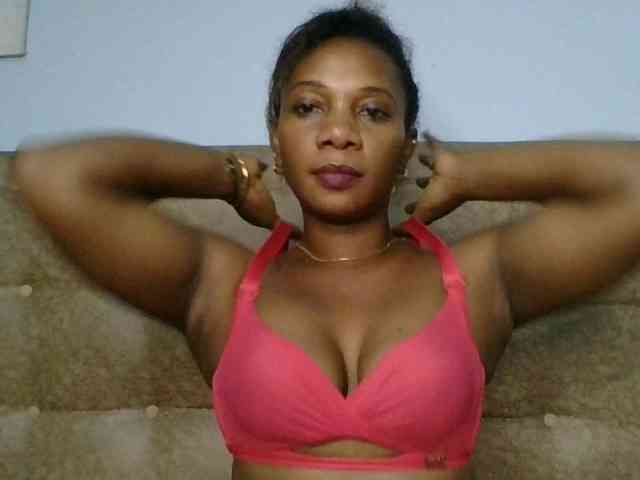 Faozia webcam