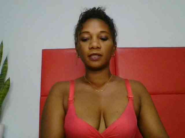 Faozia webcam