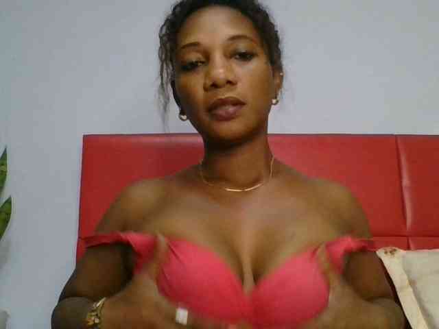 Faozia webcam