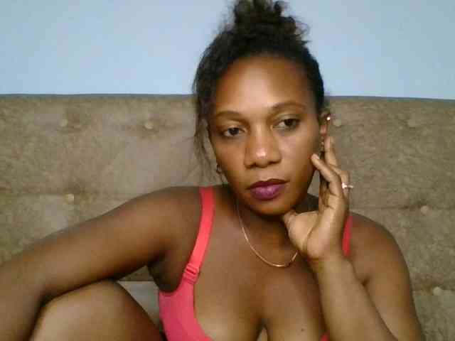 Faozia webcam