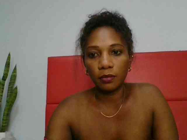 Faozia webcam