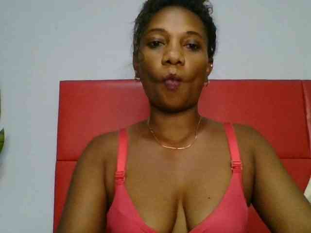 Faozia webcam