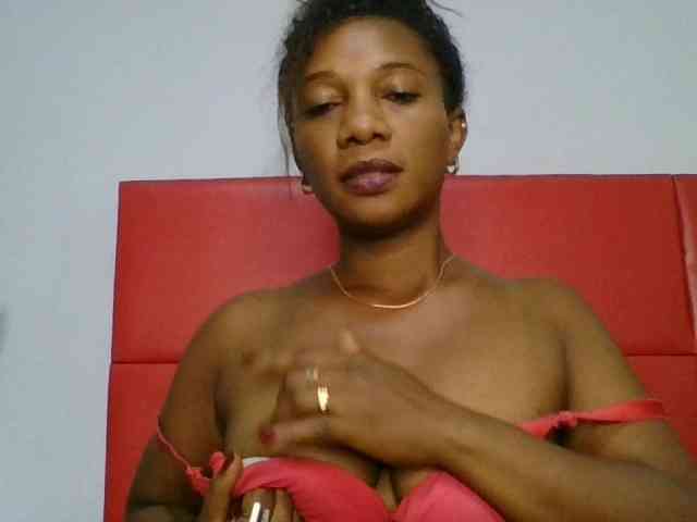 Faozia webcam