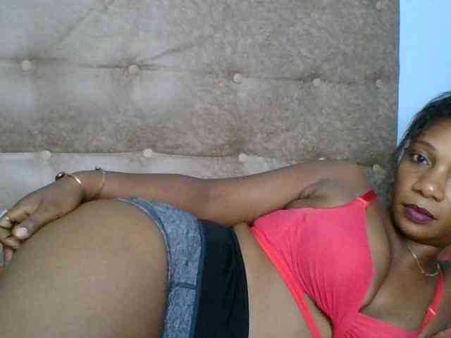 Faozia webcam