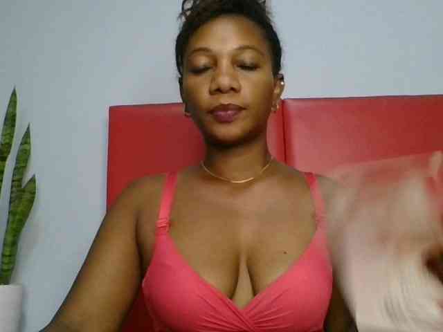 Faozia webcam
