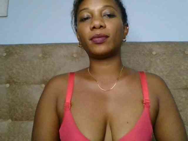 Faozia webcam