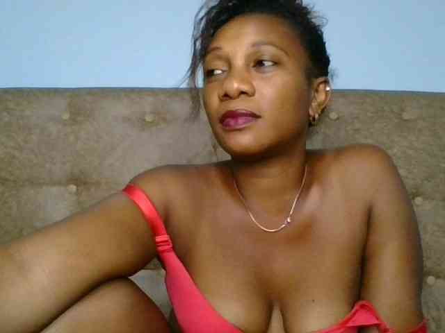 Faozia webcam
