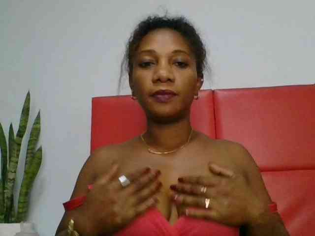 Faozia webcam