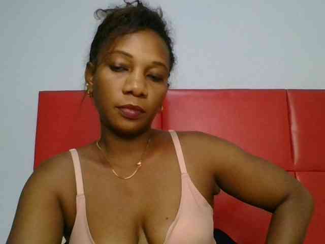 Faozia webcam
