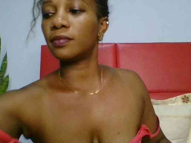Faozia webcam