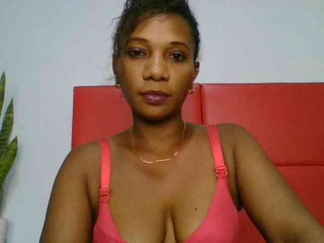 Faozia webcam