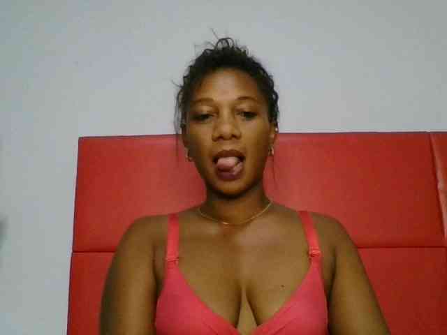 Faozia webcam