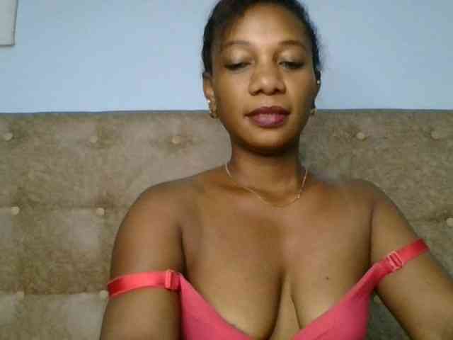 Faozia webcam