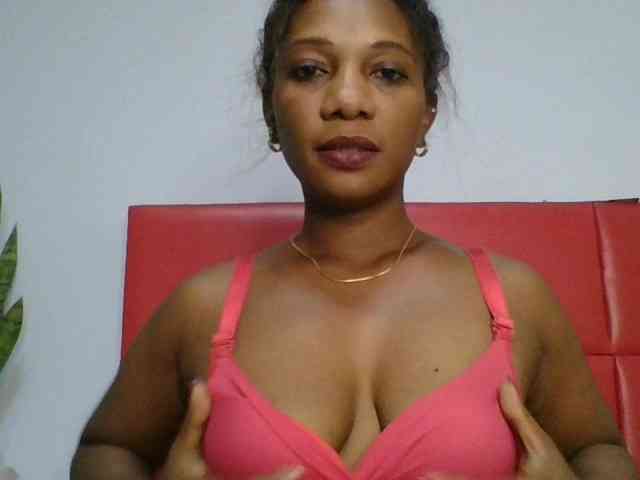 Faozia webcam
