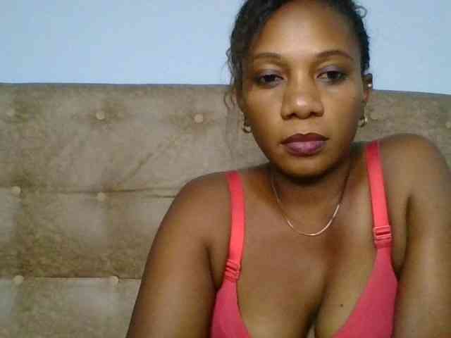 Faozia webcam