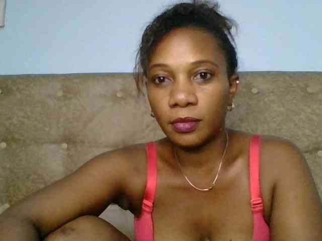 Faozia webcam