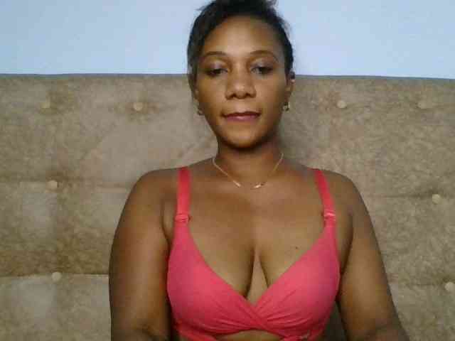 Faozia webcam