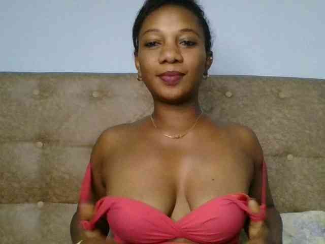 Faozia webcam