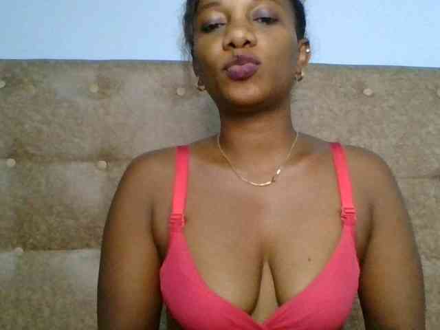 Faozia webcam