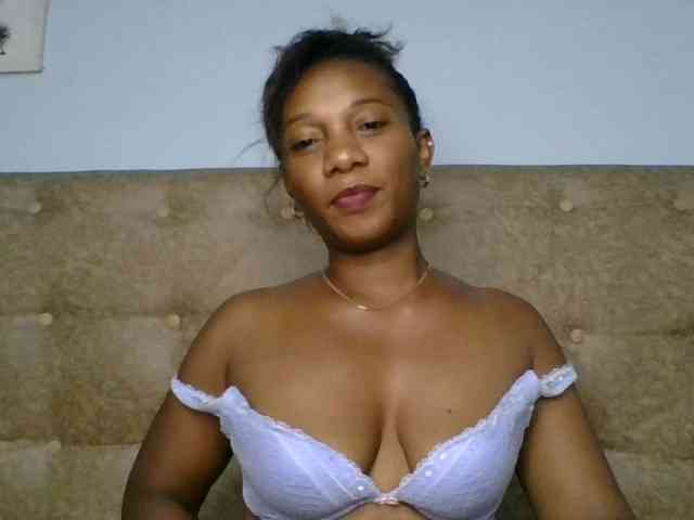 Faozia webcam