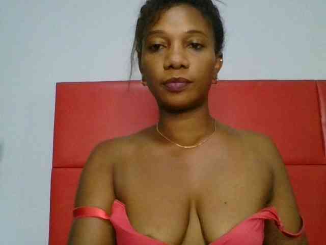 Faozia webcam