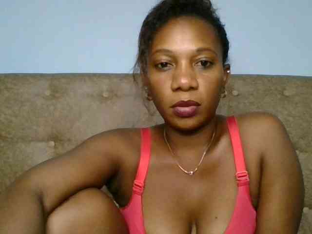 Faozia webcam